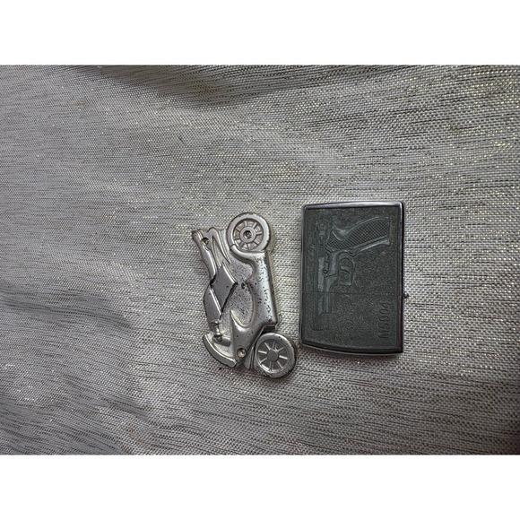 Set of 3 re-fillable lighters - Picture 8 of 10